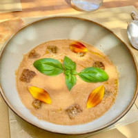 Une Table à La Campagne La Fenière food