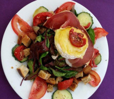 Le Coin Du Marché food