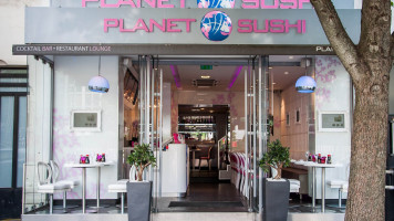 Planet Sushi food