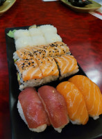 Sushi Hanaki food