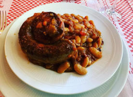 Fontaine de Mars food