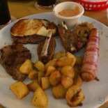 Twickenham Pub Billiards food