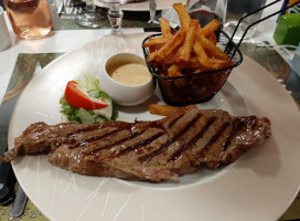 Le Caen Grill food