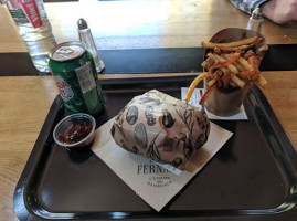 Big Fernand La Defense food