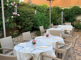 Le Clos de Chevreuse food