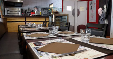 La Table D' Arc food