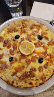 Les Pizzas De Muriel food