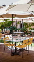 Le Bistrot Des Grands Crus food