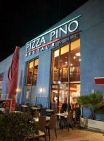 Pizza Pino inside