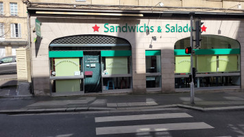 Sandwichs Salades inside