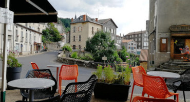 La Vieille Auberge inside