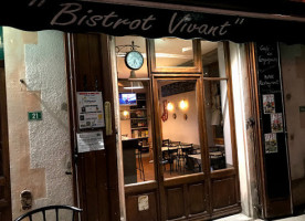 Cafe des Voyageurs, Bistrot Vivant inside