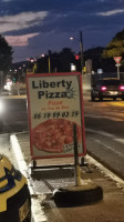 Liberty Pizza Six Fours outside