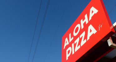 Aloha Pizza food