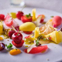 La Pyramide Maison Henriroux food