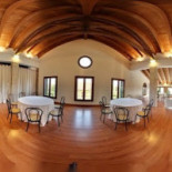 Agli Alberoni inside