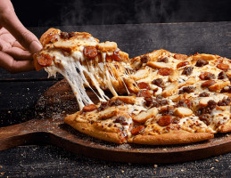 Domino's Pizza food