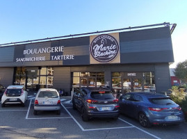 Boulangerie Marie Blachere outside