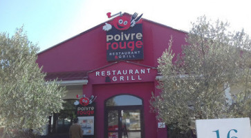 Poivre Rouge food