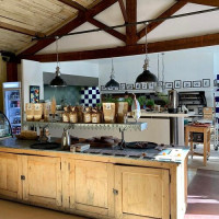 Une Table à La Campagne La Fenière food