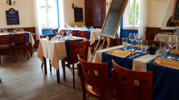 La Maison Bleue food