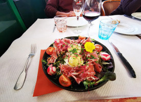 La Taverne Saint Antoine inside