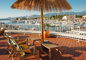 El Barrio Saint Cyprien Plage outside