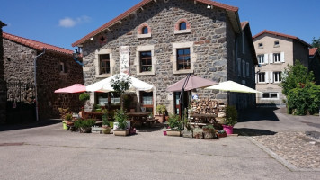 Auberge Du Grand Chemin food