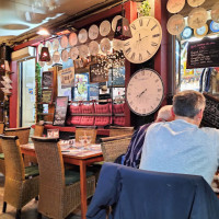 Bistrot De L'horloge food