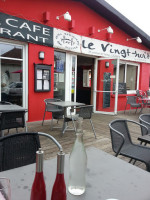 Le Vingt-huit food