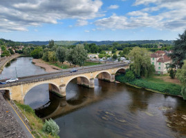 Hotel Royal Vezere outside