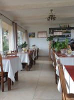 L'auberge Provencal food