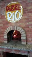 Pizza Río inside