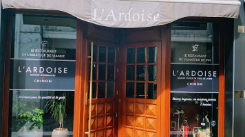 L'Ardoise outside