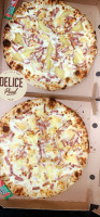 Delice Pizzas food