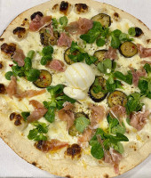 La cucina pizza food