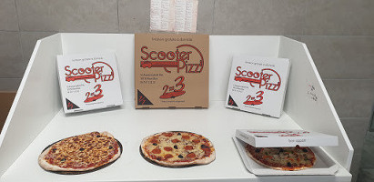 Scooter Pizz food