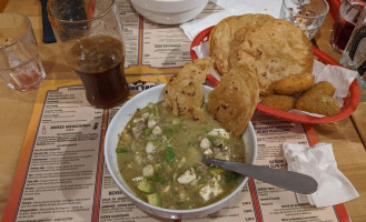 La Taqueria Toulouse food