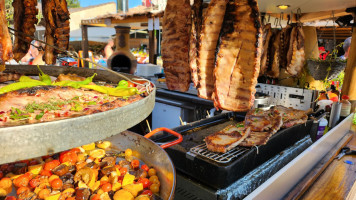 La Bodeguita Del Mar food