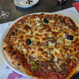 Lilo's Pizza food