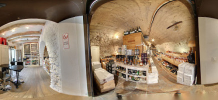 La Cave De Mougins food