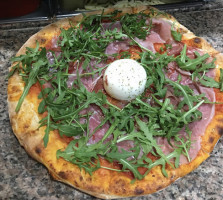 Pizza del Mondo food