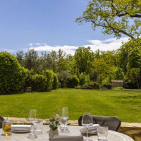 Chateau Les Oliviers De Salettes food