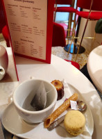 Caneles Baillardran Cafe food