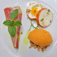 La Charrette Bleue food