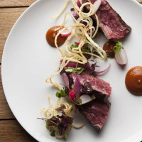 Pierre Sang in Oberkampf Comida