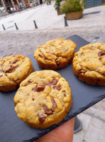 Aux Tiroirs A Cookies outside