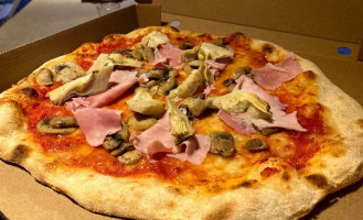 Greco Pizza Per Passione food