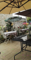 La Terrasse inside