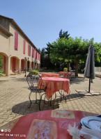 Le Prato Plage inside